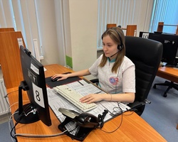 3.03 %d0%9d%d0%b0 %d1%81%d0%b2%d1%8f%d0%b7%d0%b8 %e2%80%93 %d0%b4%d0%b8%d1%81%d0%bf%d0%b5%d1%82%d1%87%d0%b5%d1%80%d1%8b %d1%81%d0%ba%d0%be%d1%80%d0%be%d0%b9 %d0%bc%d0%b5%d0%b4%d0%b8%d0%ba%d0%b8 %d0%be%d0%b1%d1%83%d1%87%d0%b0%d1%8e%d1%82 %d0%be%d1%87%d0%b5%d0%b2%d0%b8%d0%b4%d1%86%d0%b5%d0%b2 %d0%bf%d0%b5%d1%80%d0%b2%d0%be%d0%b9 %d0%bf%d0%be%d0%bc%d0%be%d1%89%d0%b8 %d0%bf%d0%be %d1%82%d0%b5%d0%bb%d0%b5%d1%84%d0%be%d0%bd%d1%83 %281%29