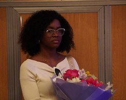 Photo 5411232311753700756 y