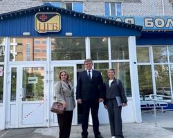 Photo 5248992520602516573 y