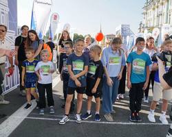 Photo 5330162089622370254 y