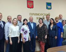 Photo 5350521630469780680 y