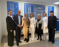 Photo 5400145094197247607 y