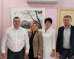 Photo 5456338947354523482 y