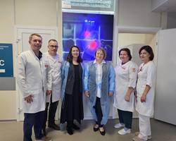 Photo 5456338947354523476 y