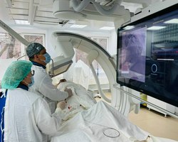 Photo 5260310498165591698 y