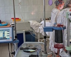 Photo 5352816255406115697 y