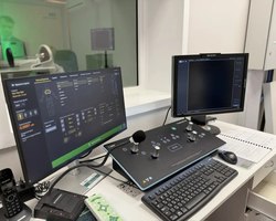 Photo 5373198611119803907 y