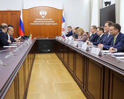 Photo 5190841111549776151 y