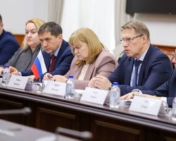 Photo 5190841111549776153 y