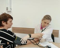 Photo 5467597289296695029 y