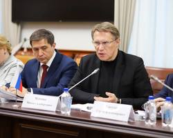 Photo 5197367623593692780 y %281%29