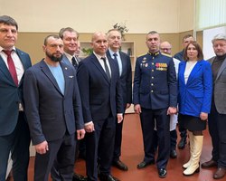 Photo 5262787547539117418 y