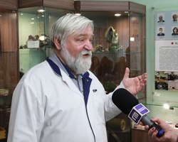 Photo 5285367152686863362 y