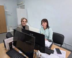 Photo 5298839713475138134 y