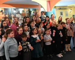 Photo 5301044857059087106 y